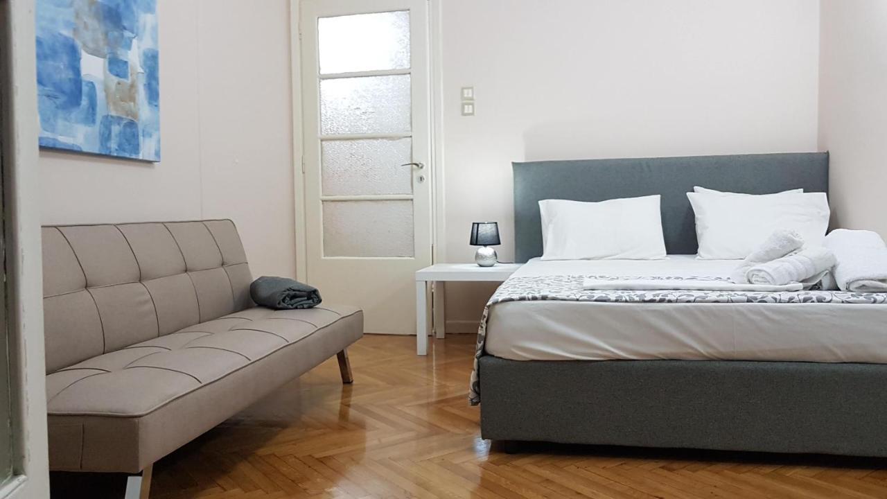 Olive Apartment- Athens Center, 4 Bd, 1.5 Bath Eksteriør billede